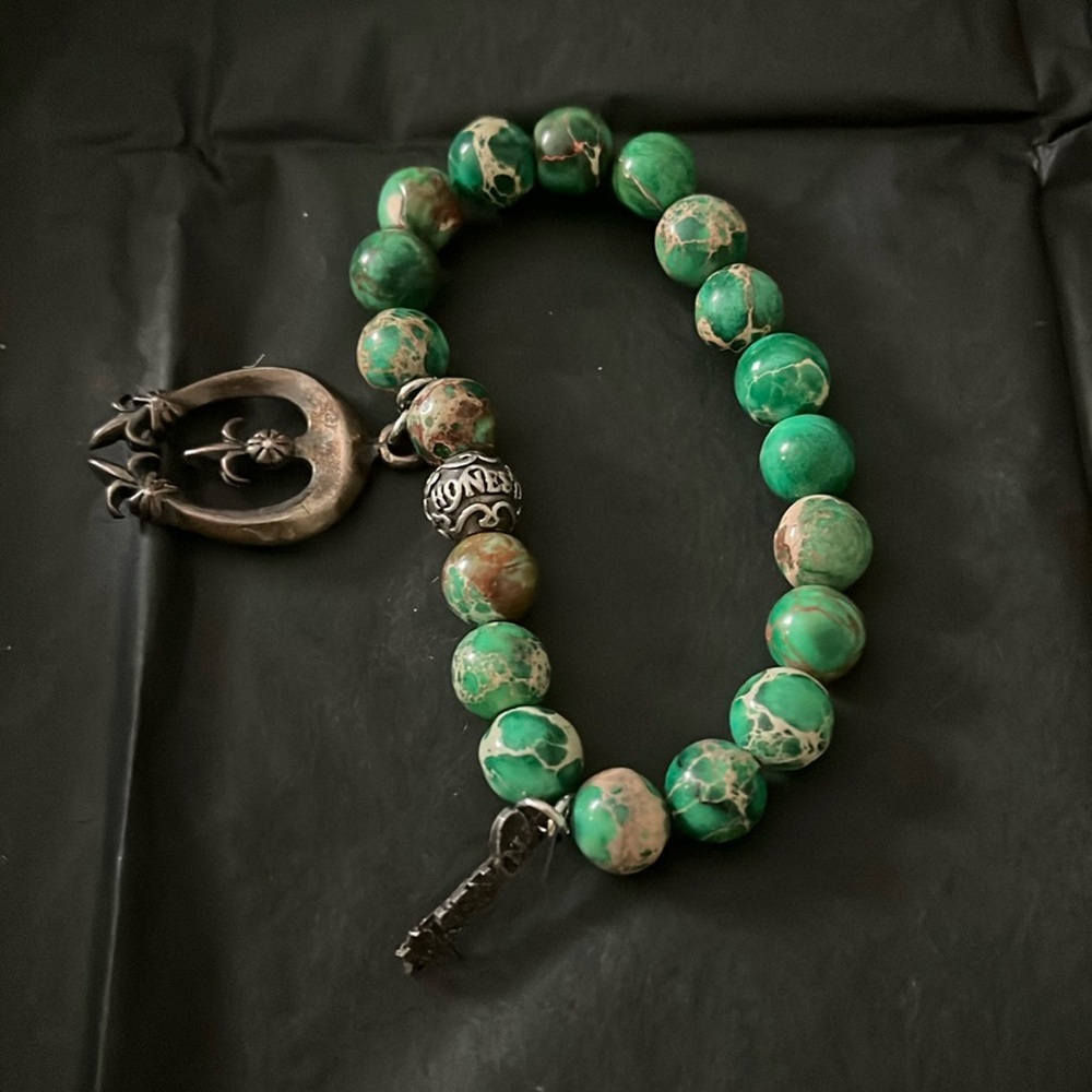 Authentic Honesty Bracelet   Smoke-free home
